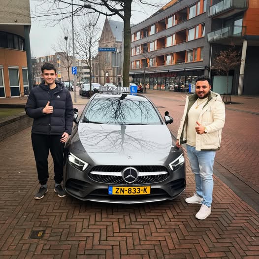 🎉 Congratulations to Nikita for passing he’s driving exam in one go! well done whatever was expected of you👍💪 Safe miles en nice ahead 🚗. You can get your driver’s license at Azim driving school👍